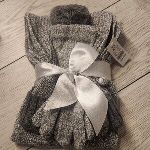 3 Piece Infinity Scarf, Hat and Gloves NWT